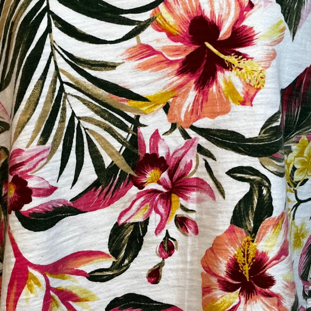 Old Navy Tropical T-Shirt Size XS - Picture 5 of 5